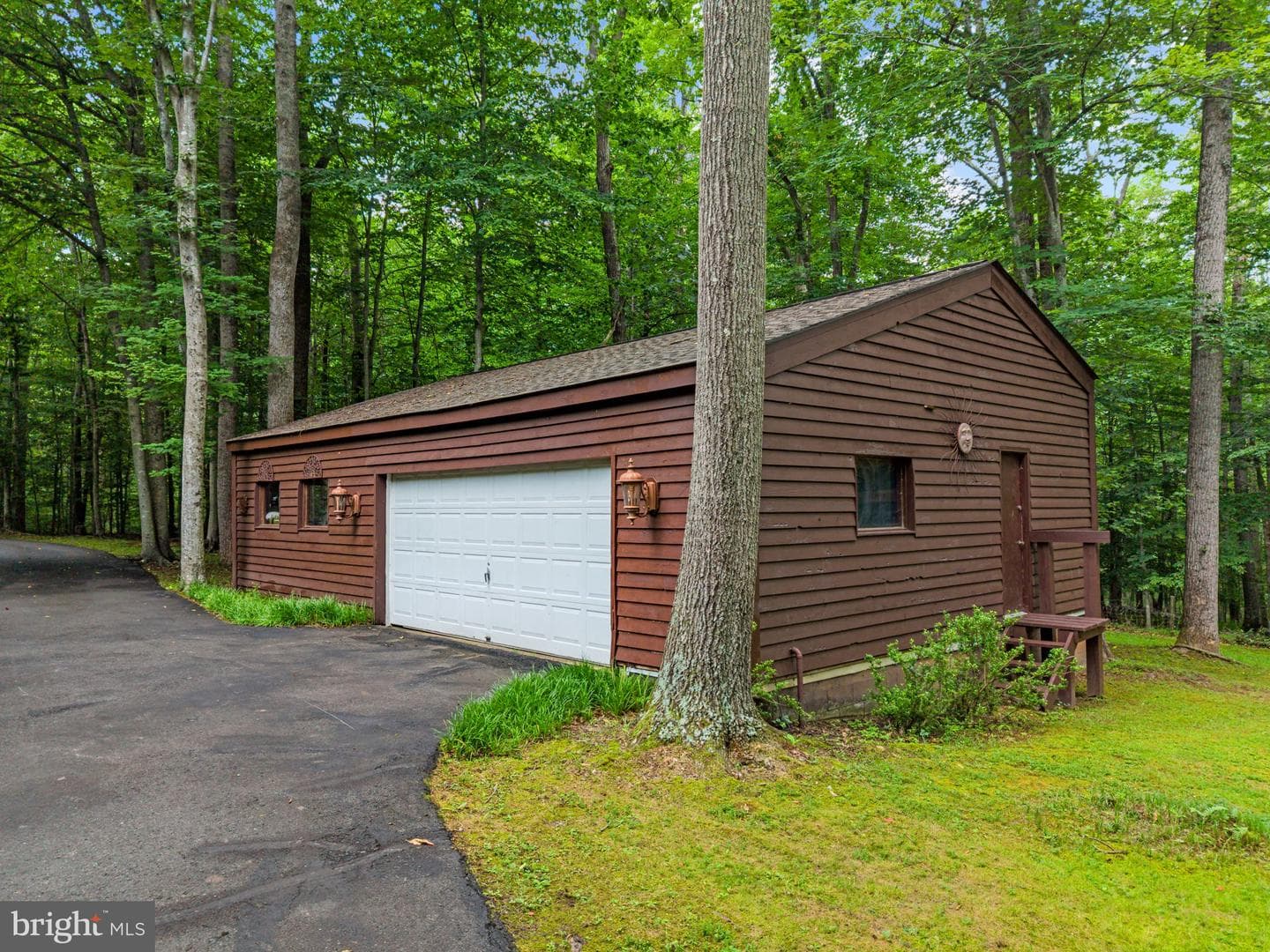 9914 Crest Court photo 121