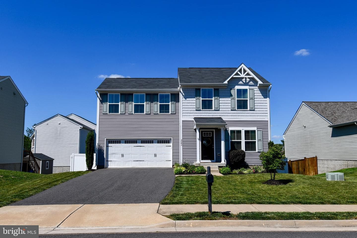 5042 Godwins Landing Drive photo 3