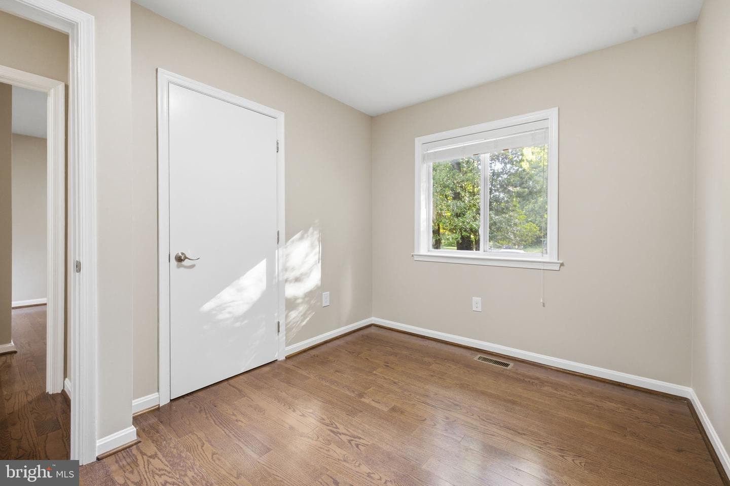 7371 Crown Lane photo 15