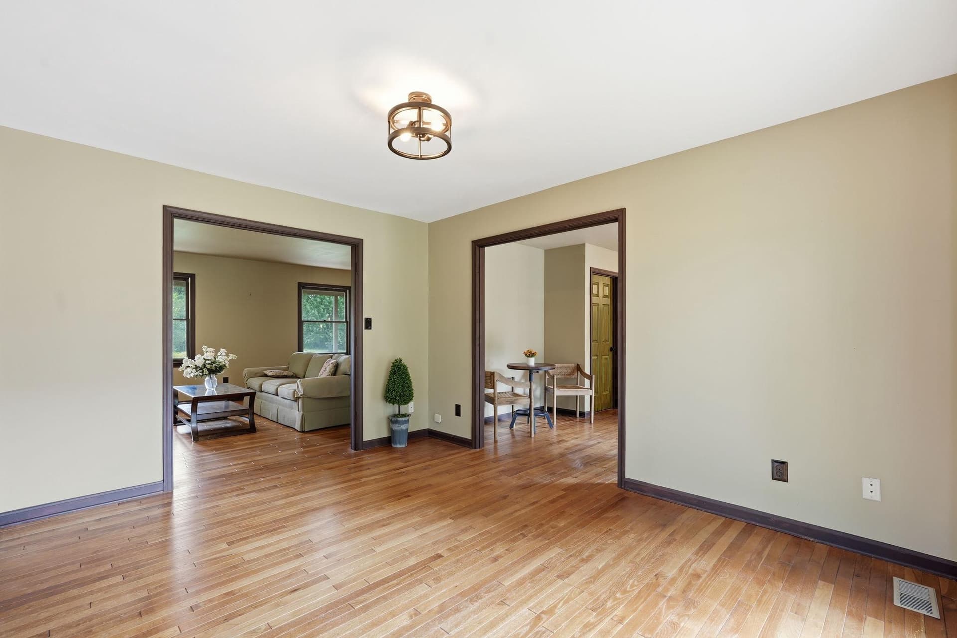 10414 Skyline Avenue photo 20