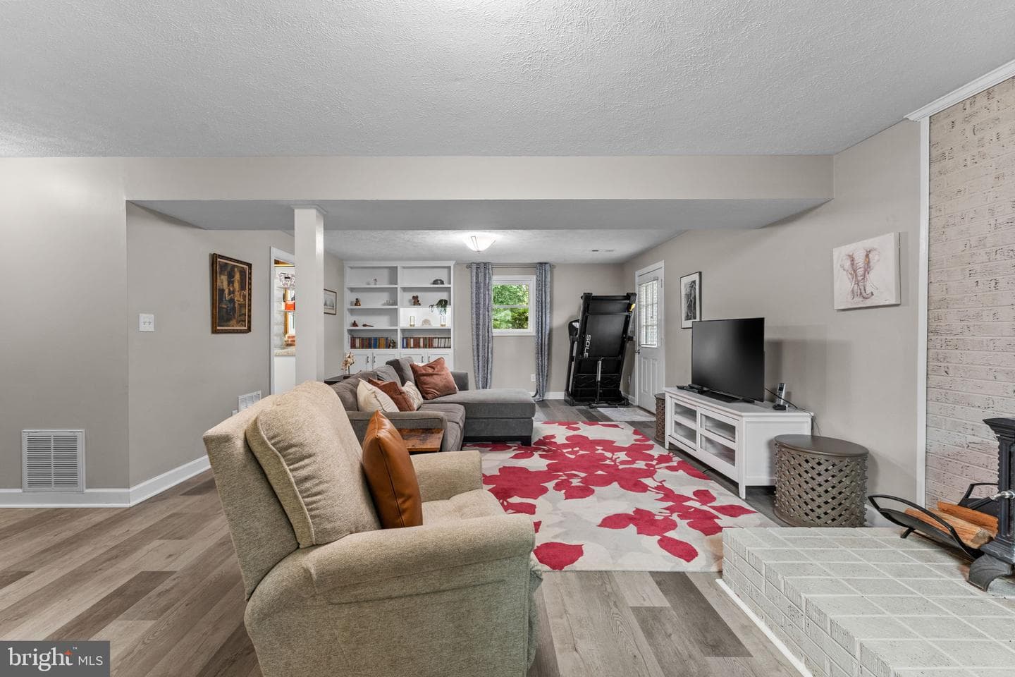 5576 Jaclyn Drive photo 31