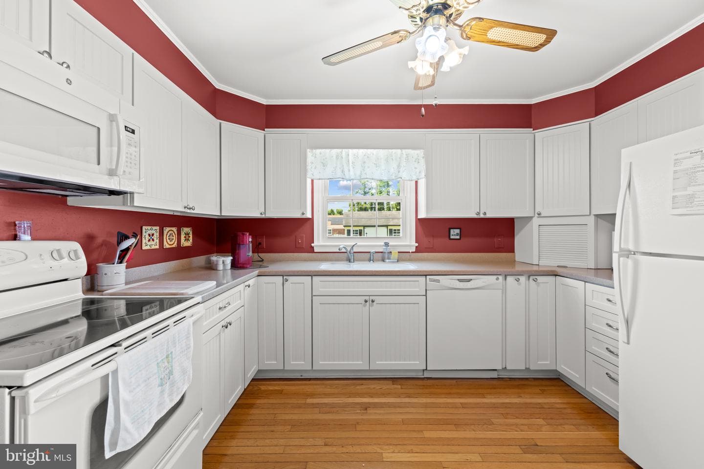 7131 Academy Road photo 20