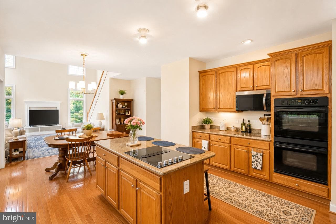 4407 Whitetail Lane photo 4