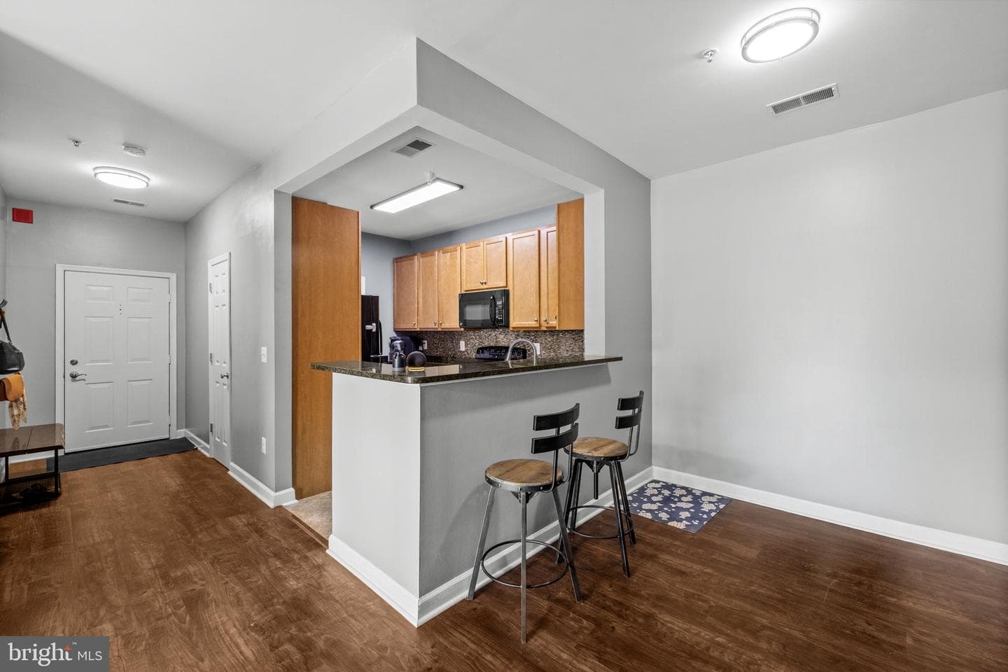 6161 Willow Place #207 photo 8
