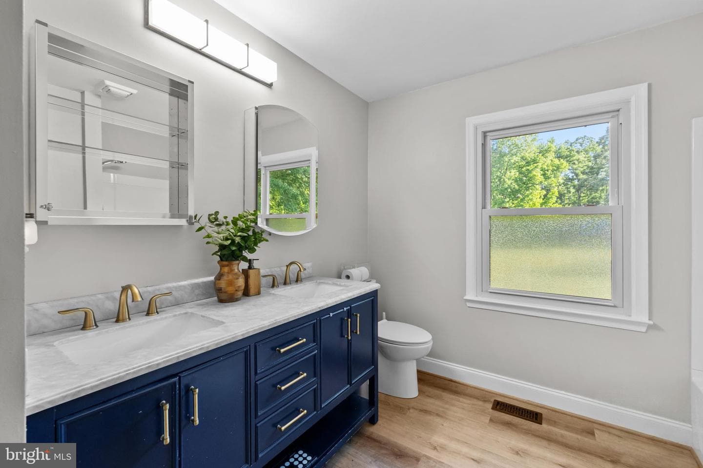 4300 Ringwood Road photo 27