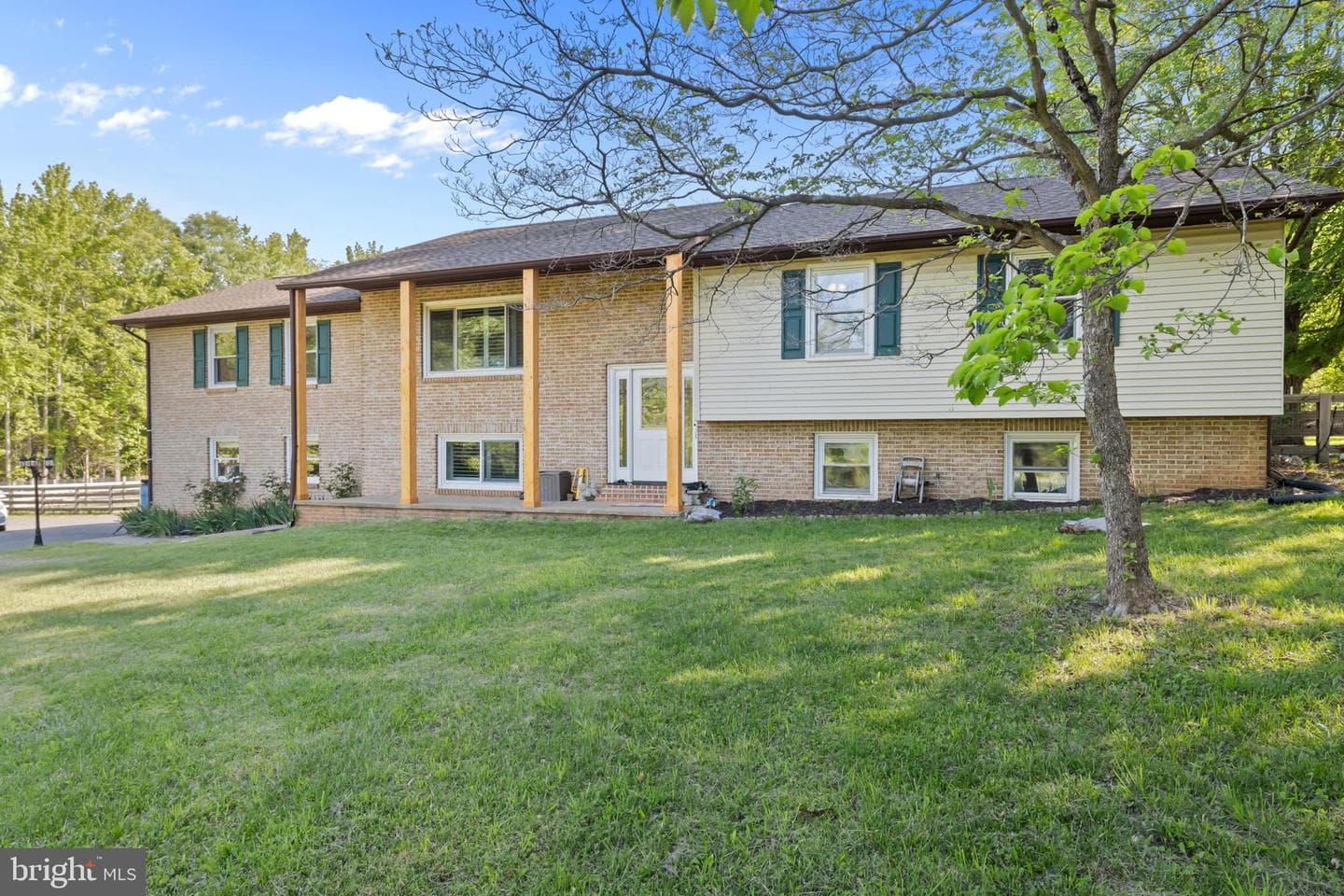 4300 Ringwood Road photo 4
