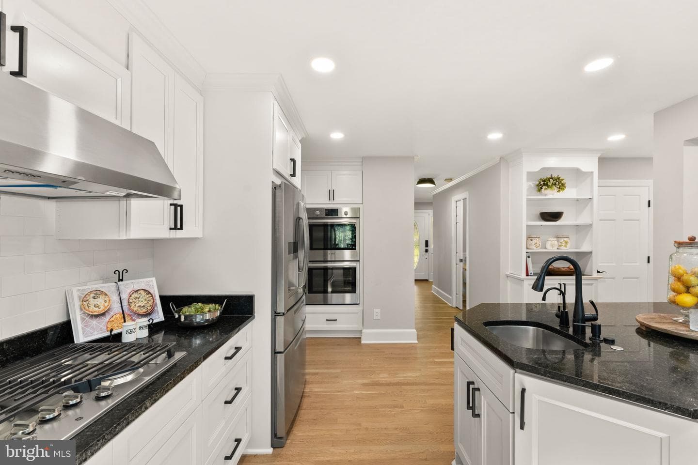 7154 Chesterfield photo 34