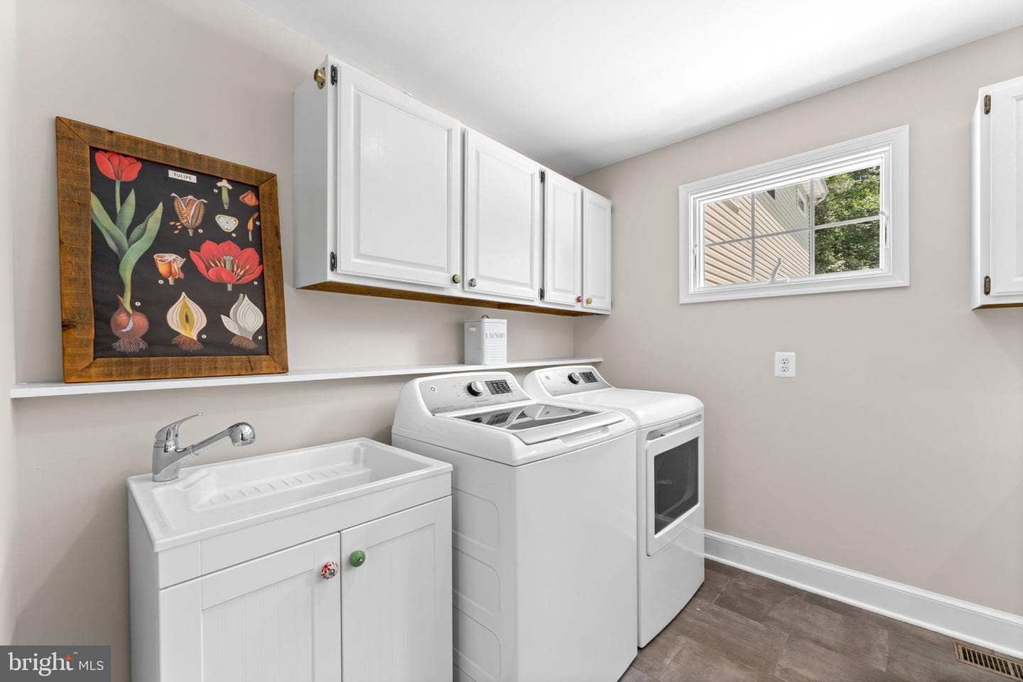 7154 Chesterfield photo 52