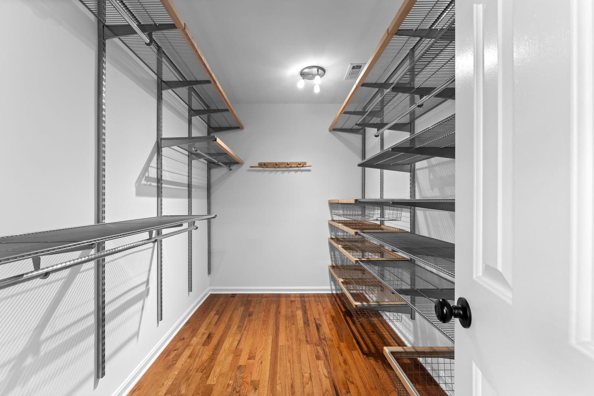 7154 Chesterfield photo 80