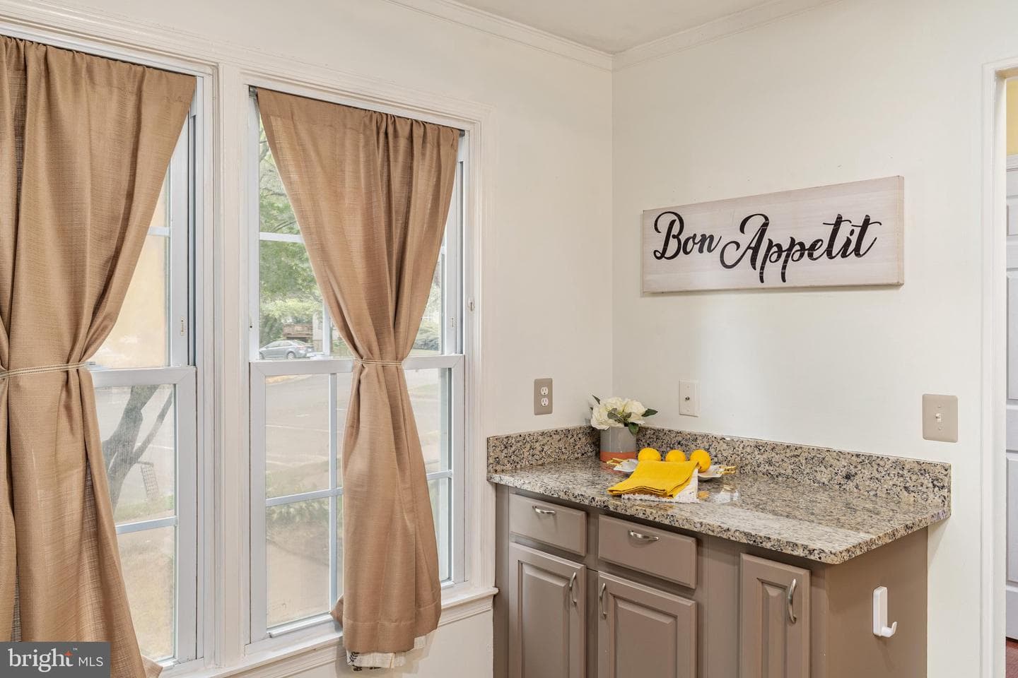 61 Pepper Tree Court photo 13
