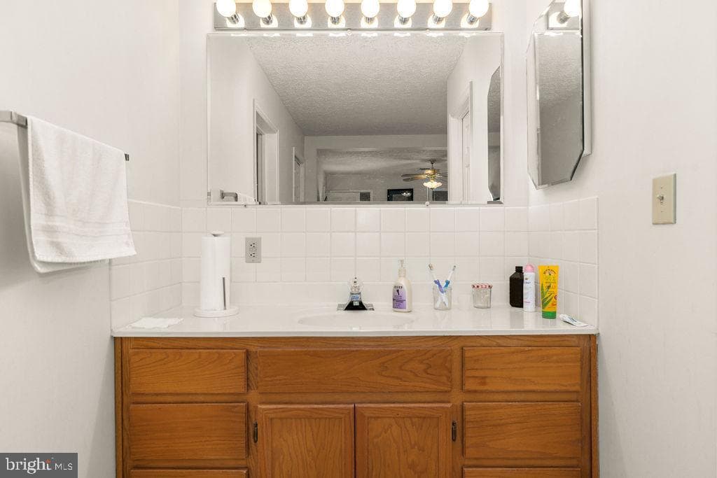 1115 Chapel Road photo 33