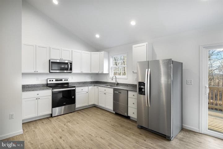 511 Grouse Drive photo 12