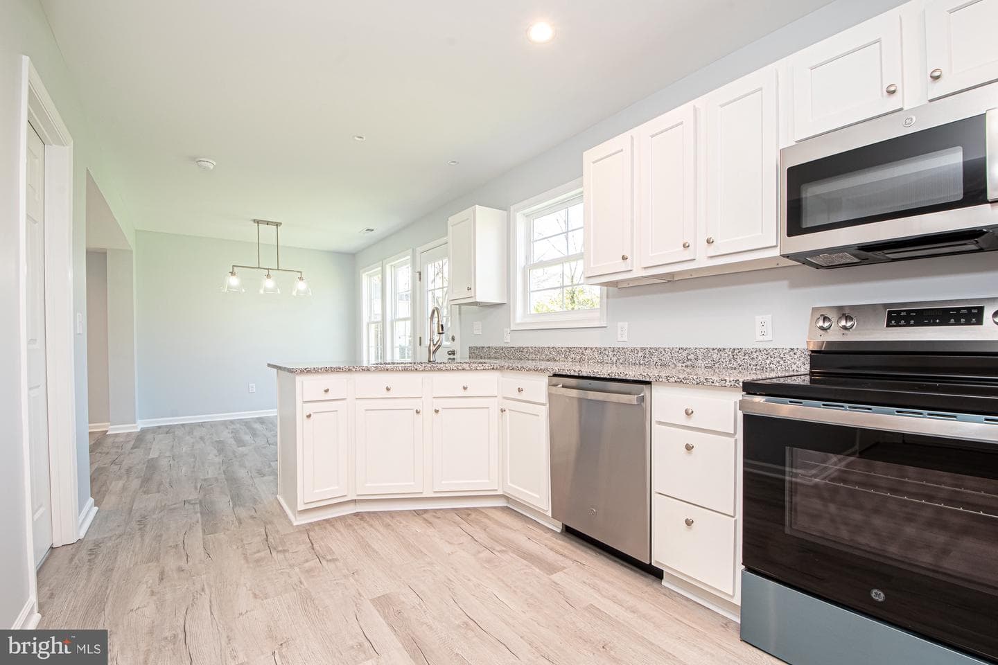 709 Ross St photo 18