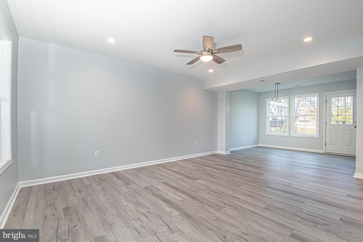 709 Ross St photo 4