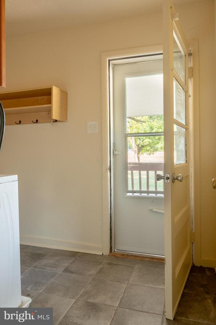 108 Martin Drive photo 34