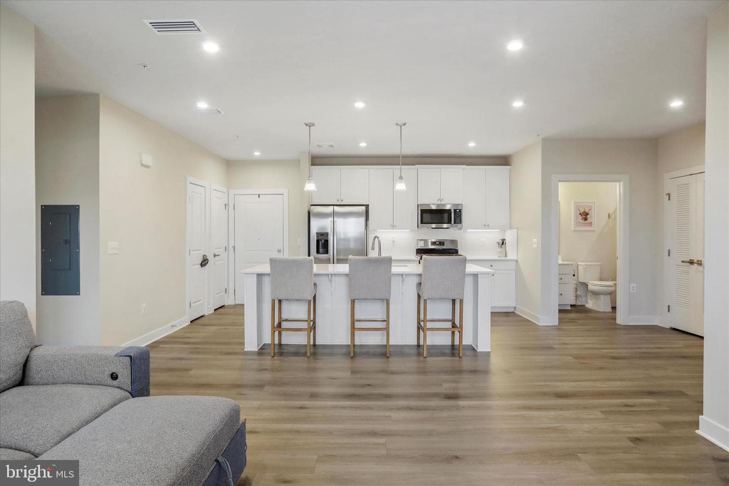 151 Mccormick #203 photo 13