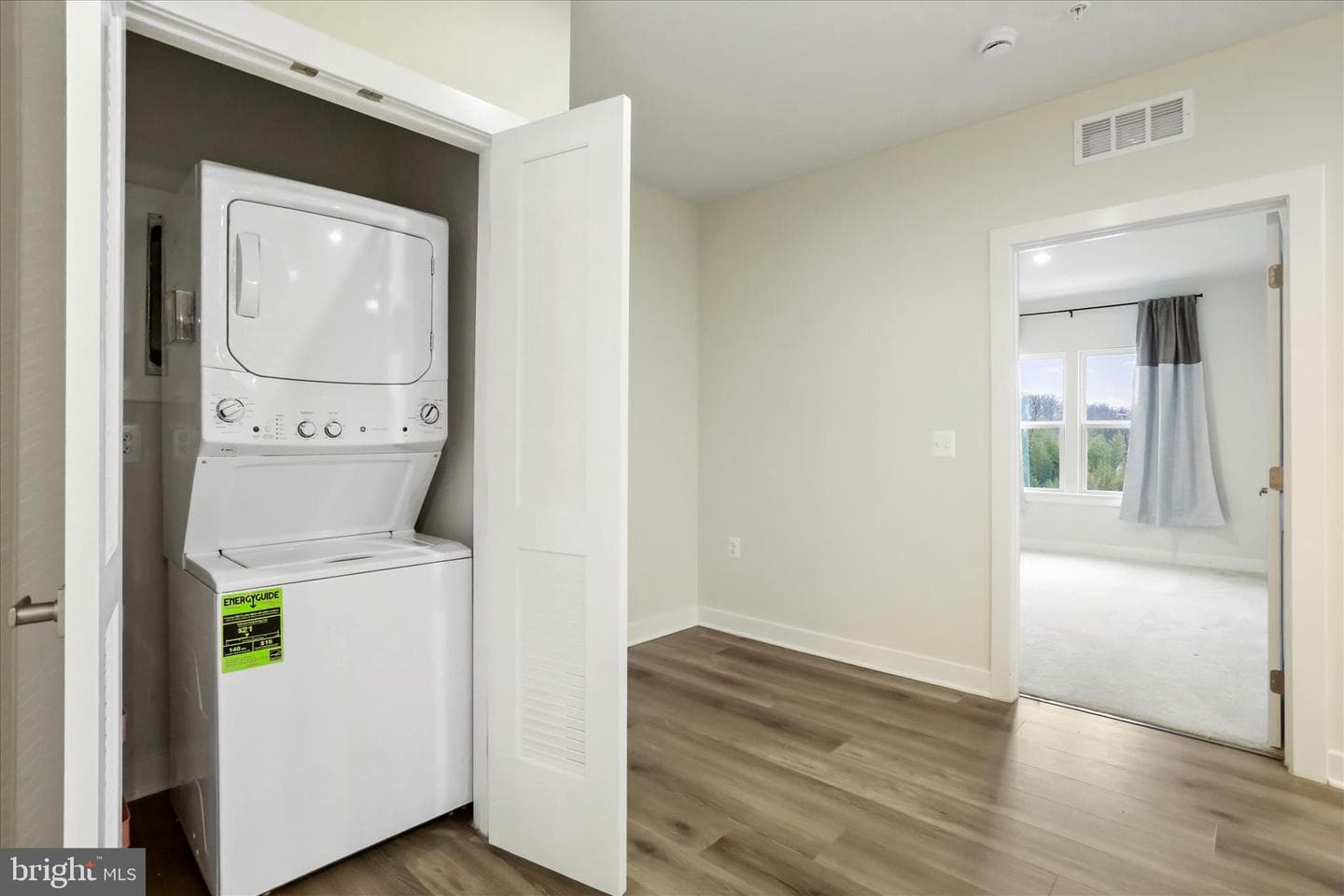 151 Mccormick #203 photo 27