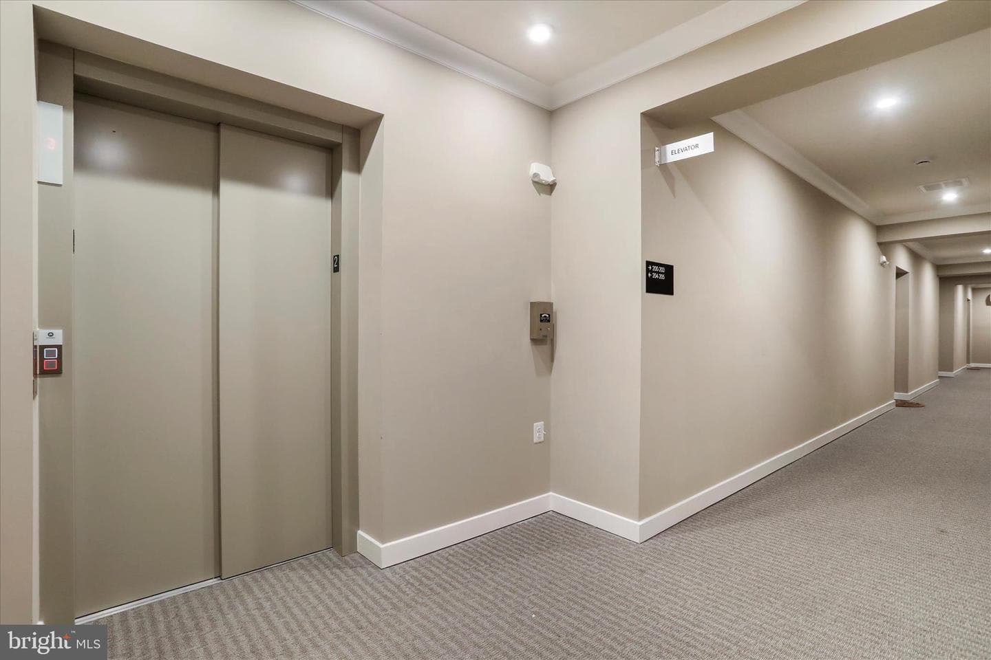 151 Mccormick #203 photo 33