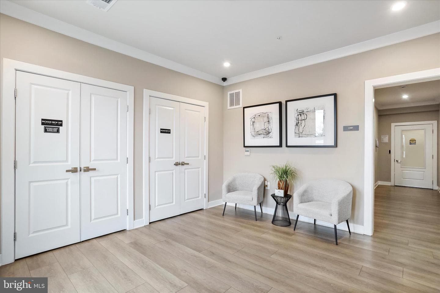 151 Mccormick #203 photo 41