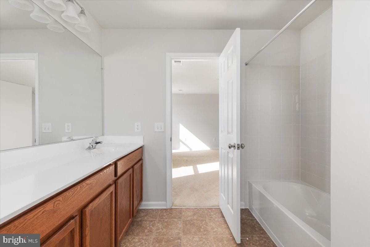556 Garden Gate Drive photo 22