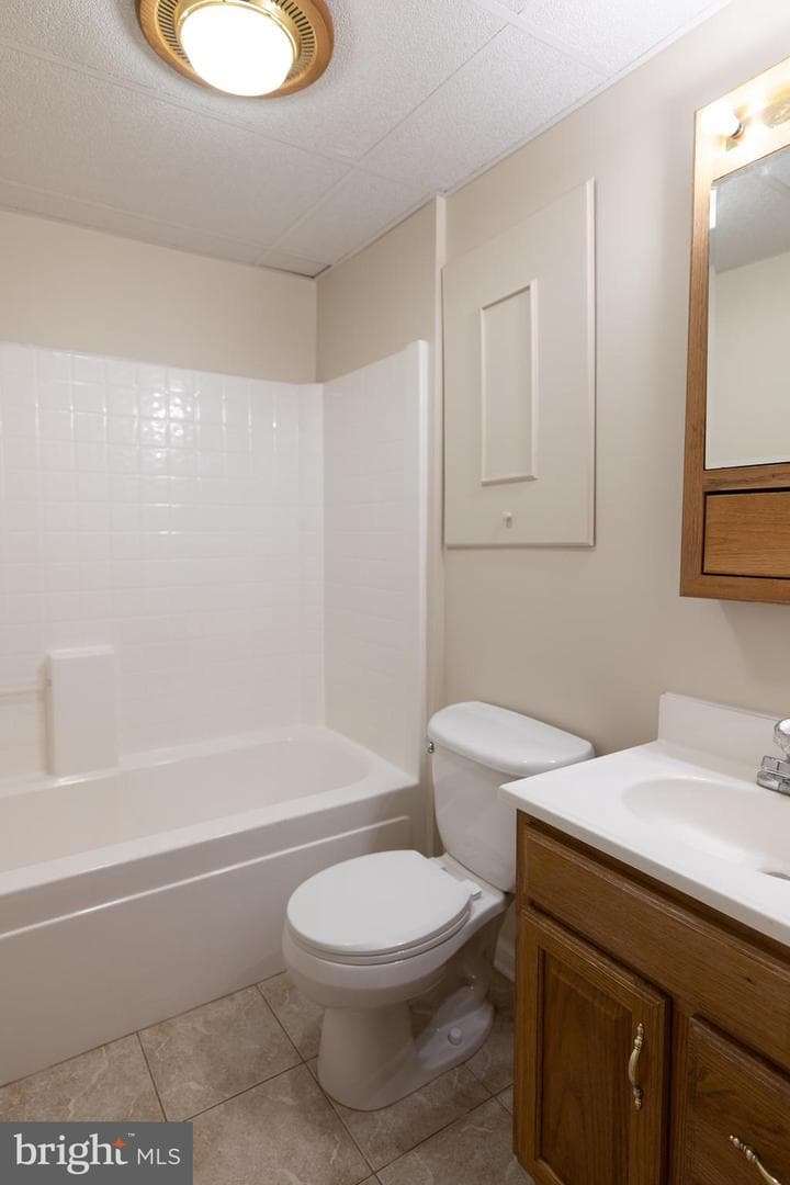 218 Tudor Drive photo 39