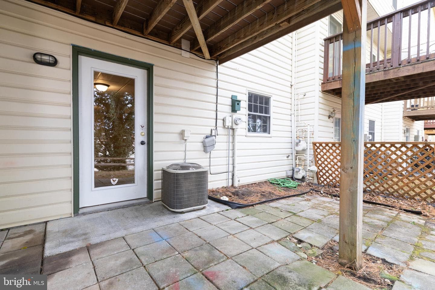 218 Tudor Drive photo 42