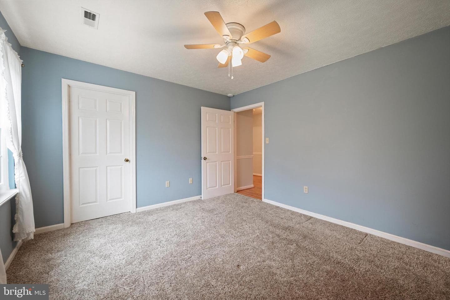 112 Jefferson Court photo 12