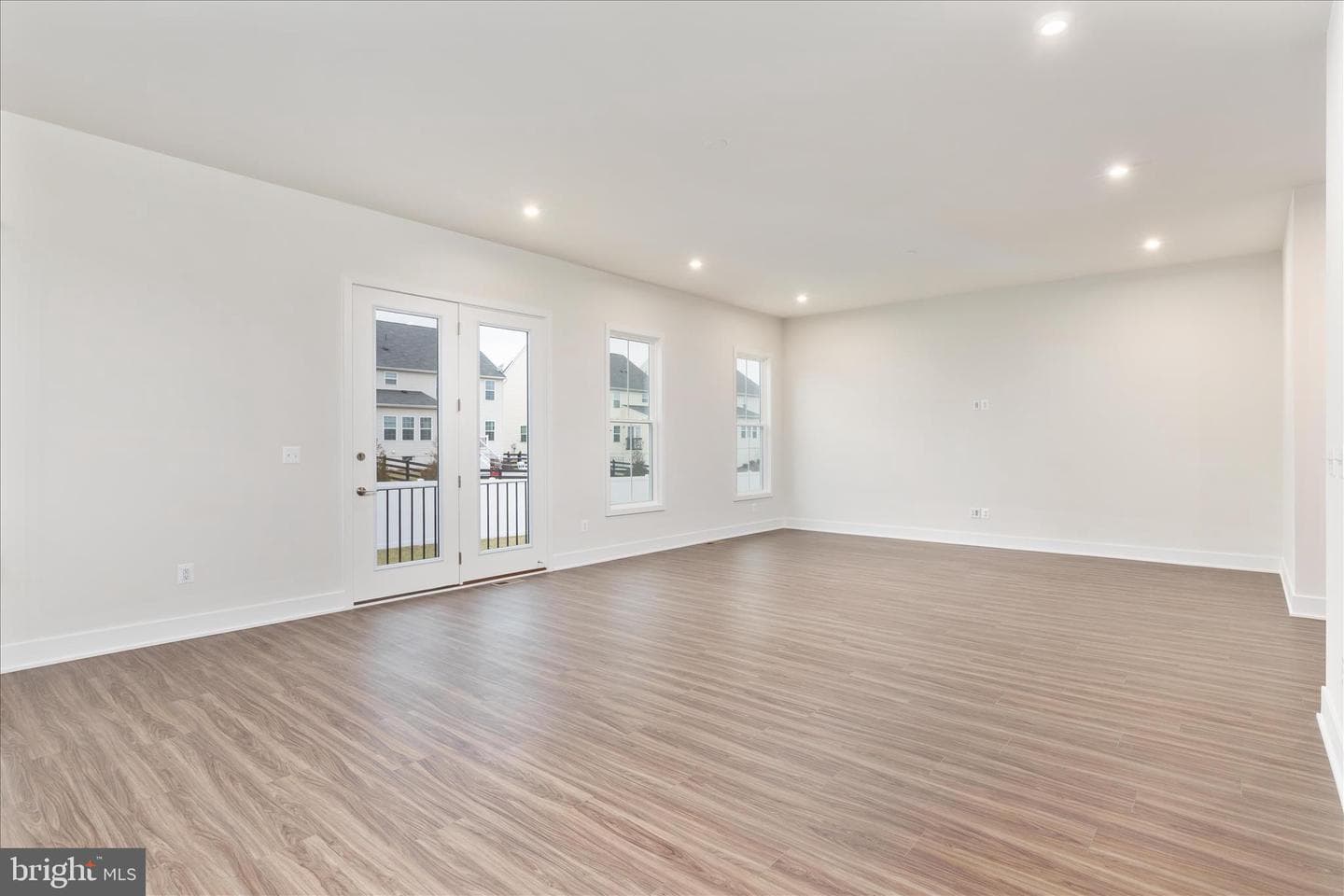 114 Heyford Drive photo 11