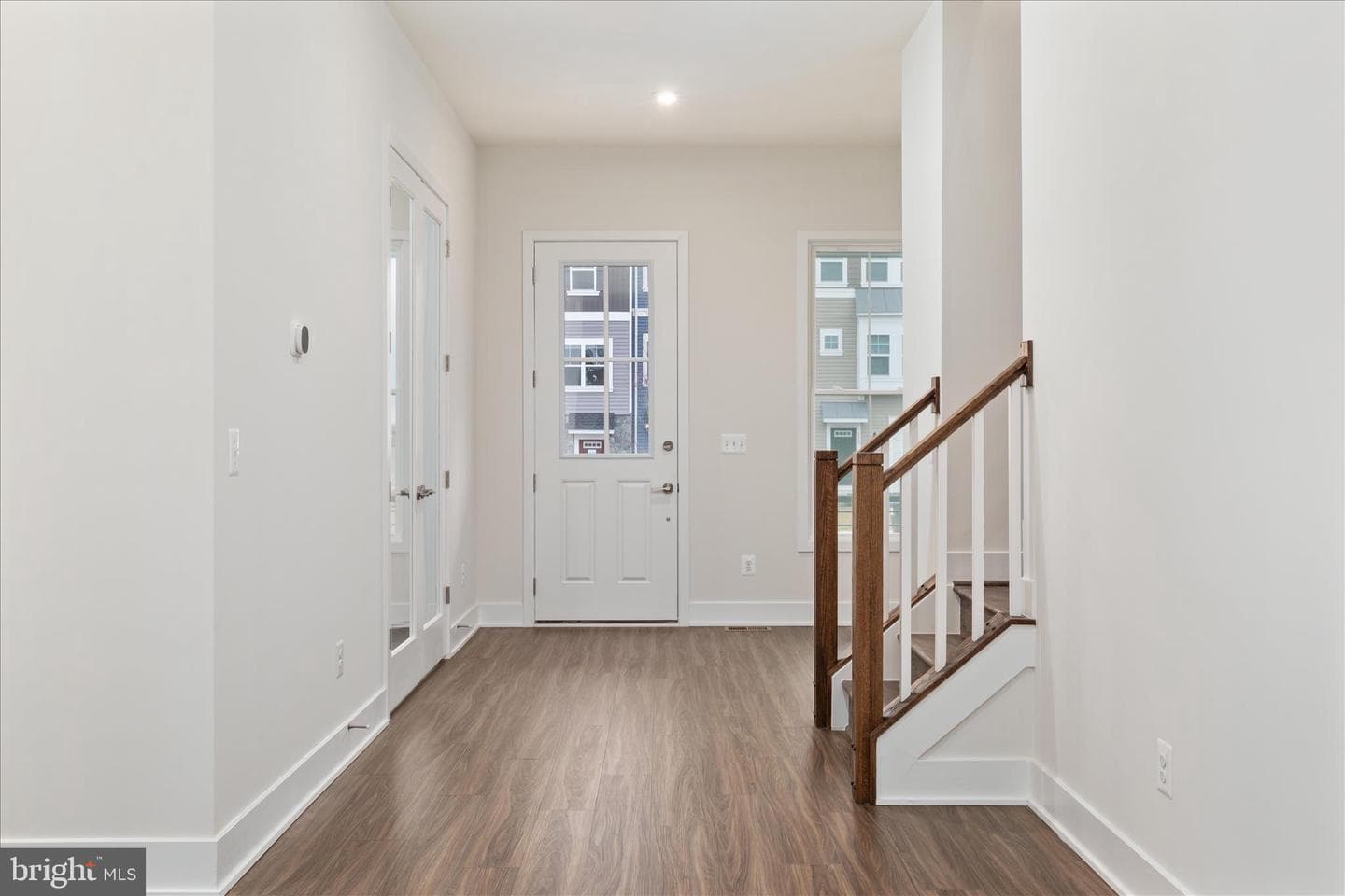114 Heyford Drive photo 3