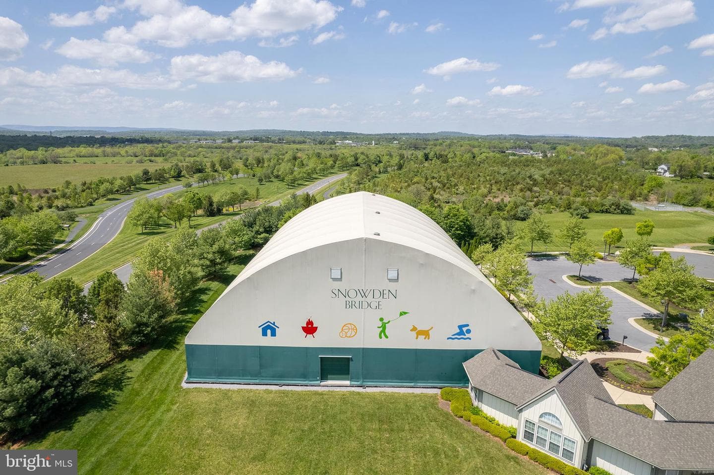 100 Flyfoot Drive photo 46