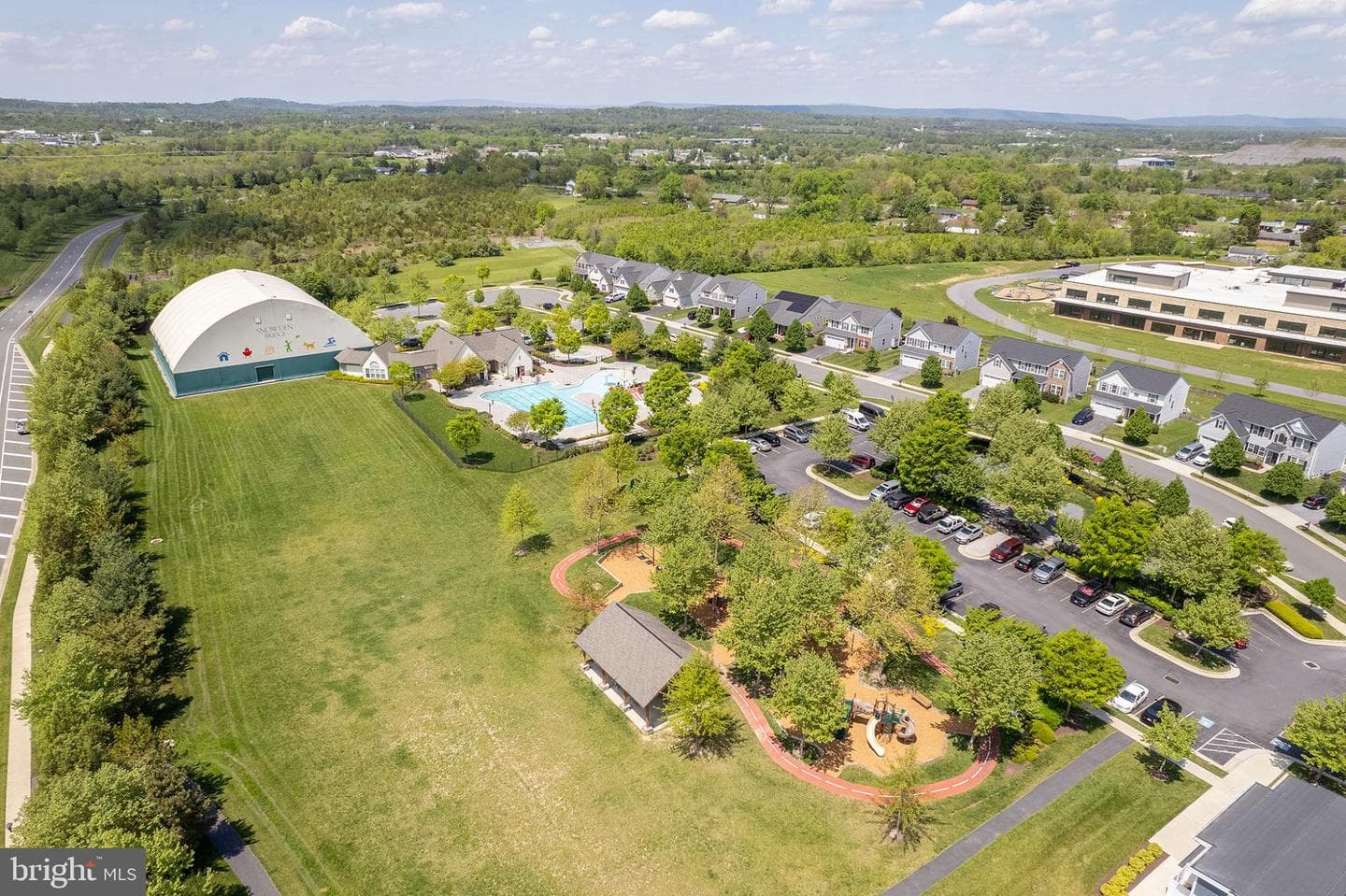 100 Flyfoot Drive photo 55