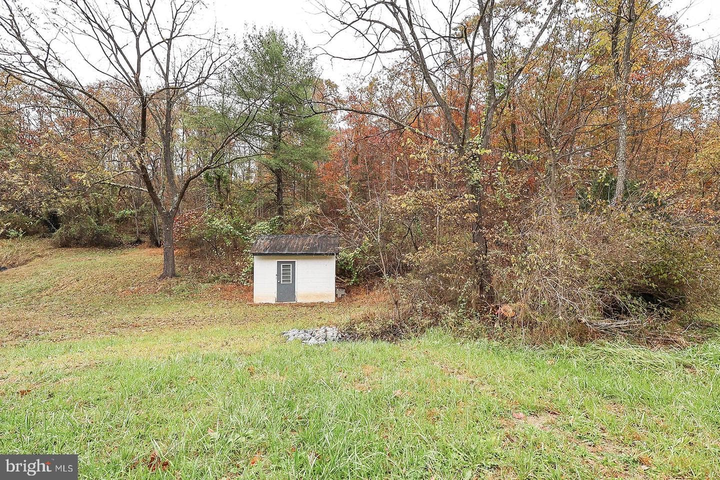 177 Dicks Hollow Road photo 3
