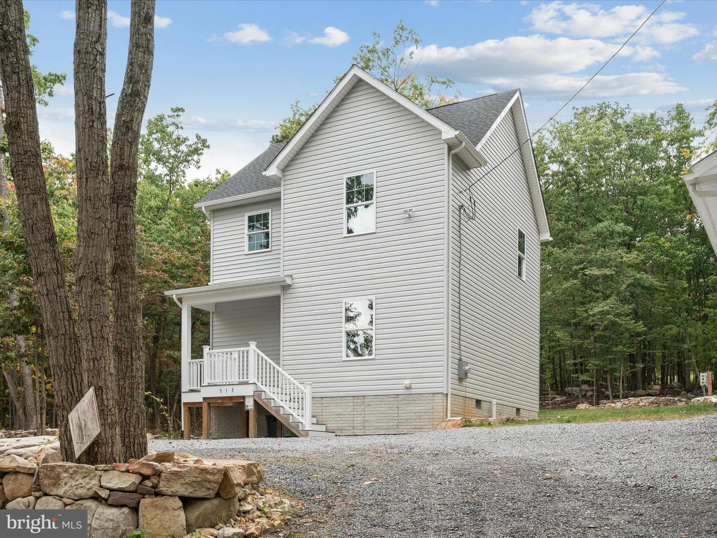 513 Pheasant Drive photo 4