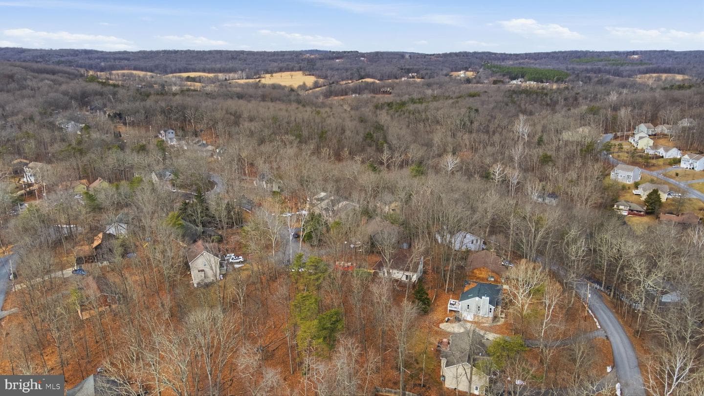 109 Hilltop Court photo 36