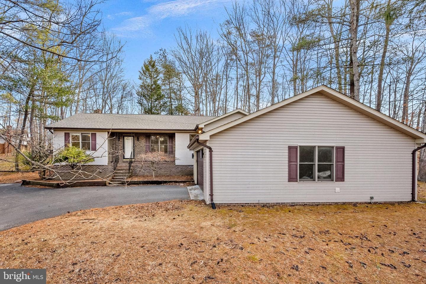 528 Northwood Circle photo 3