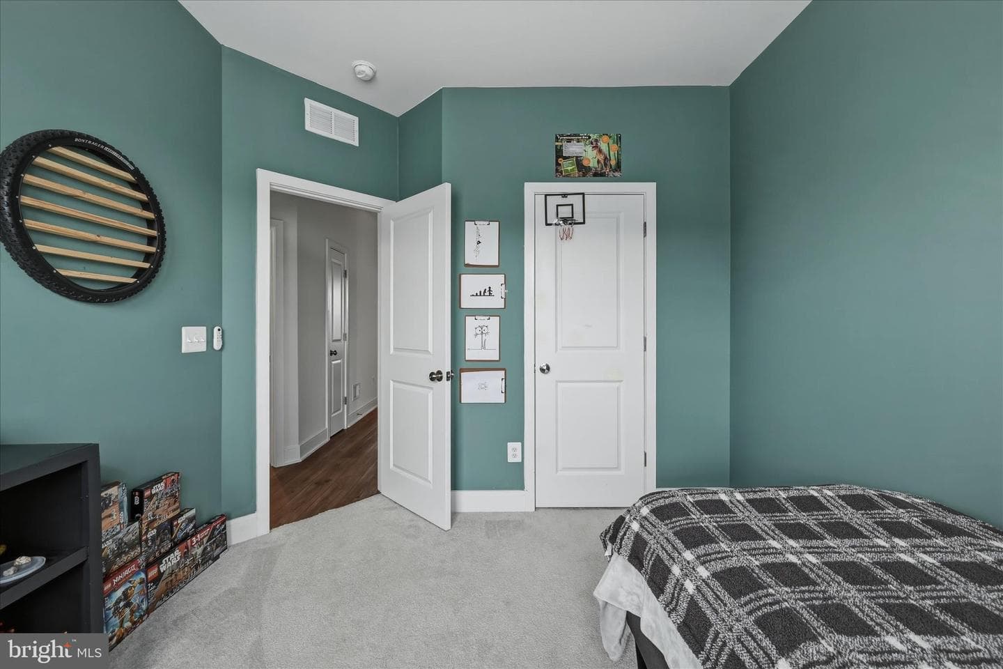 124 Checkerspot Way photo 32
