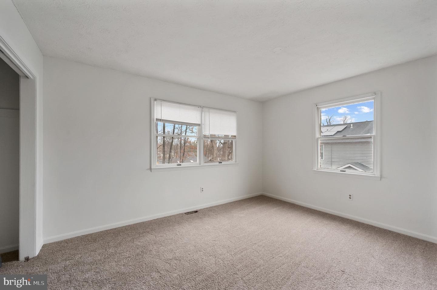 153 Buckingham Drive photo 33