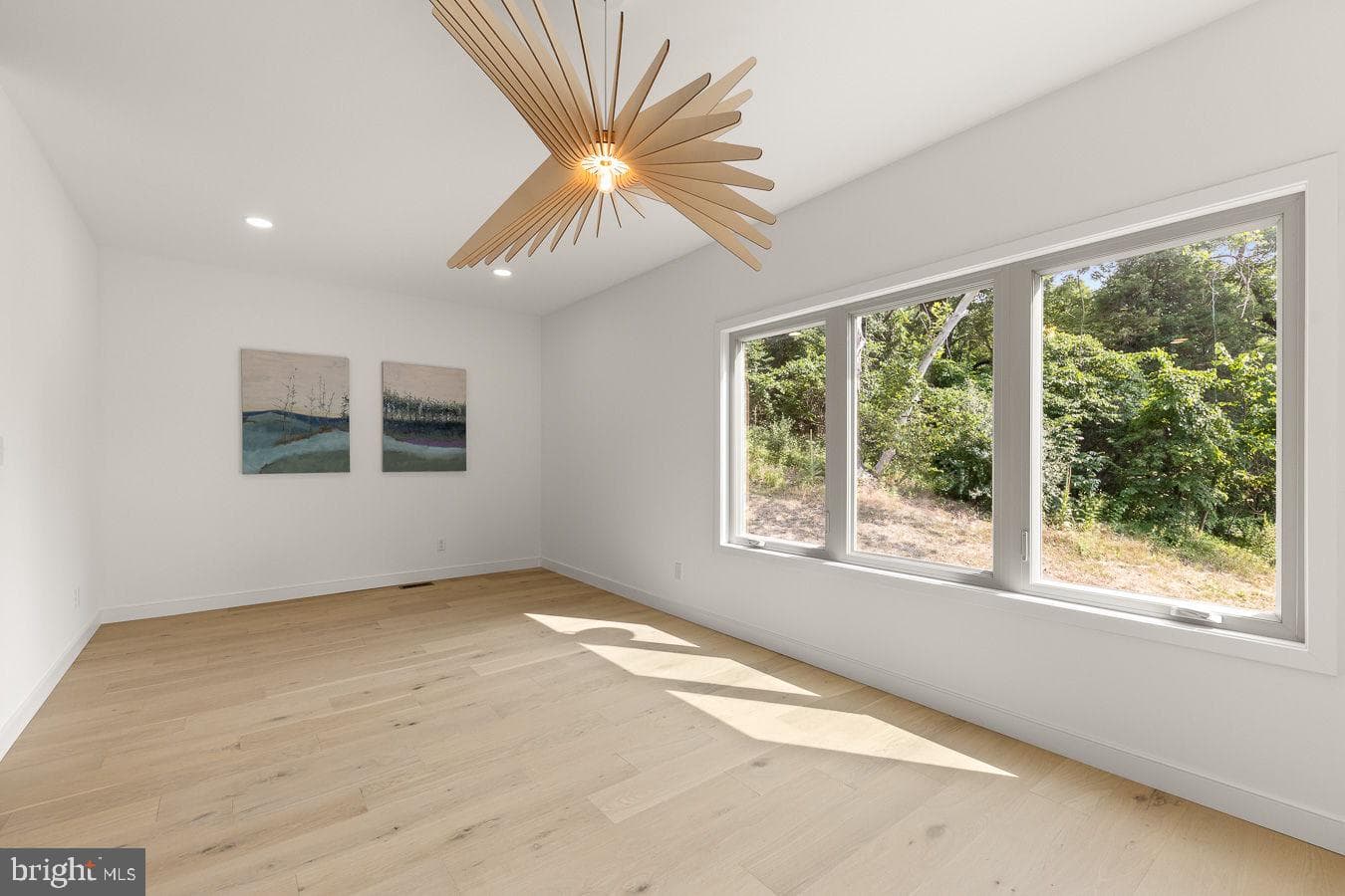 201 Nathaniel Drive photo 17