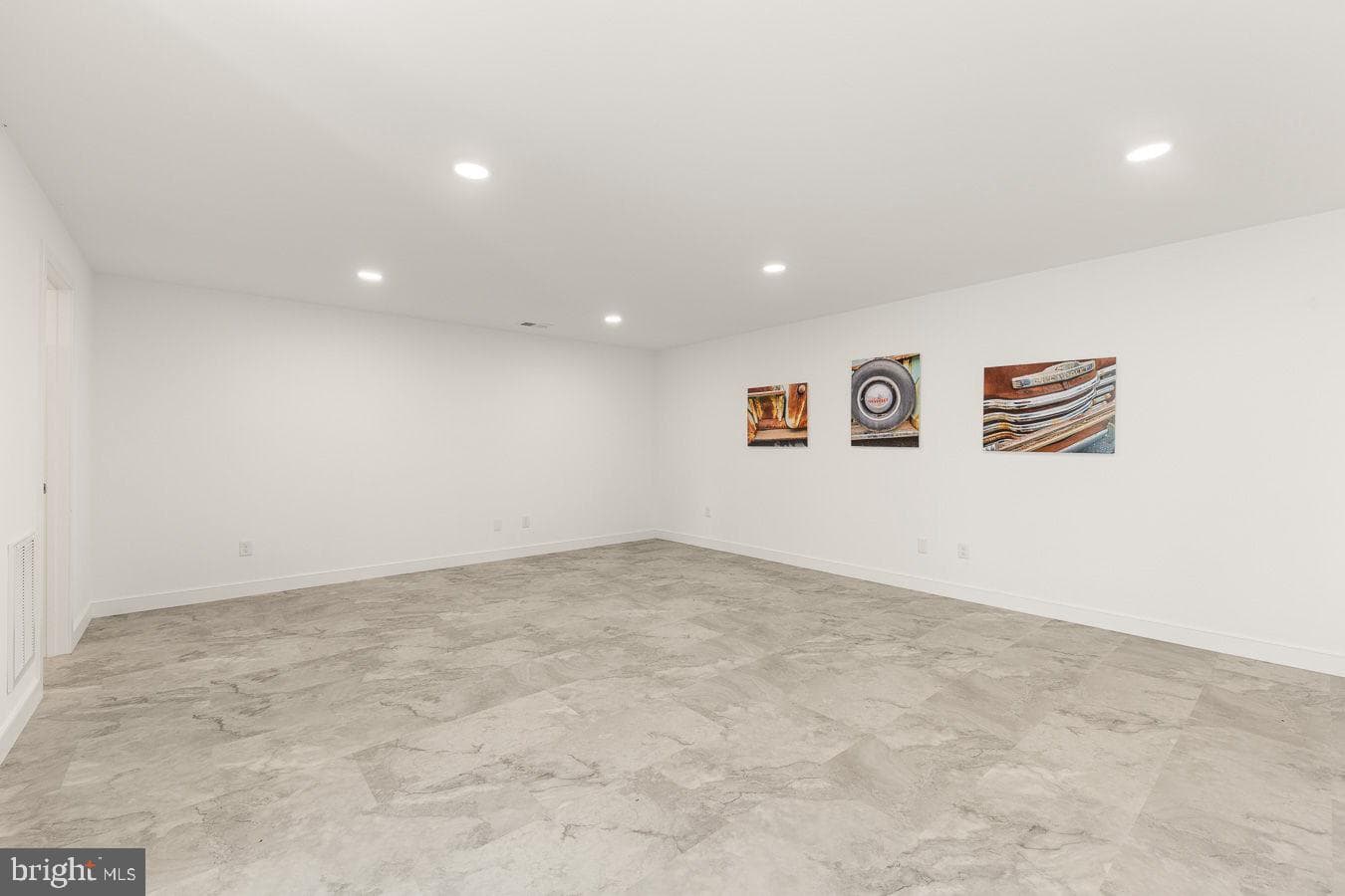 201 Nathaniel Drive photo 34