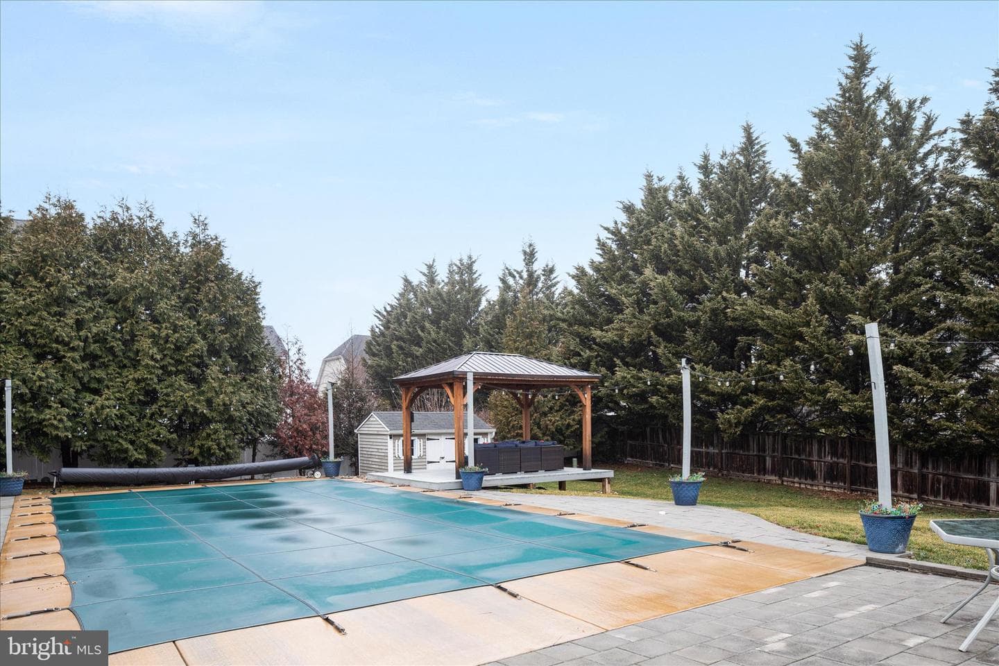 105 Barnston Court photo 46