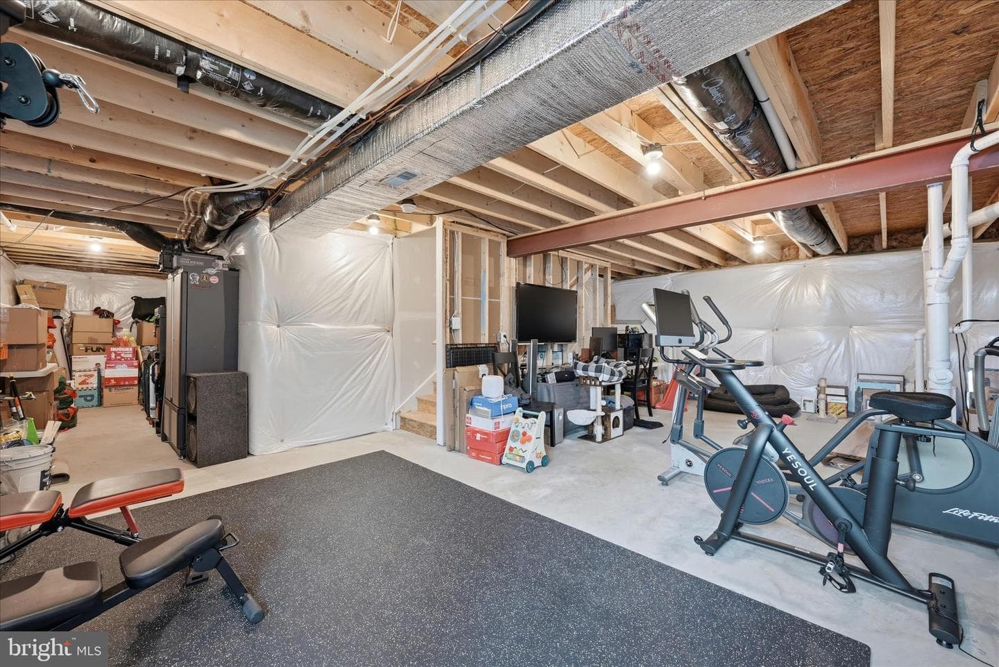 471 Coville Street photo 32