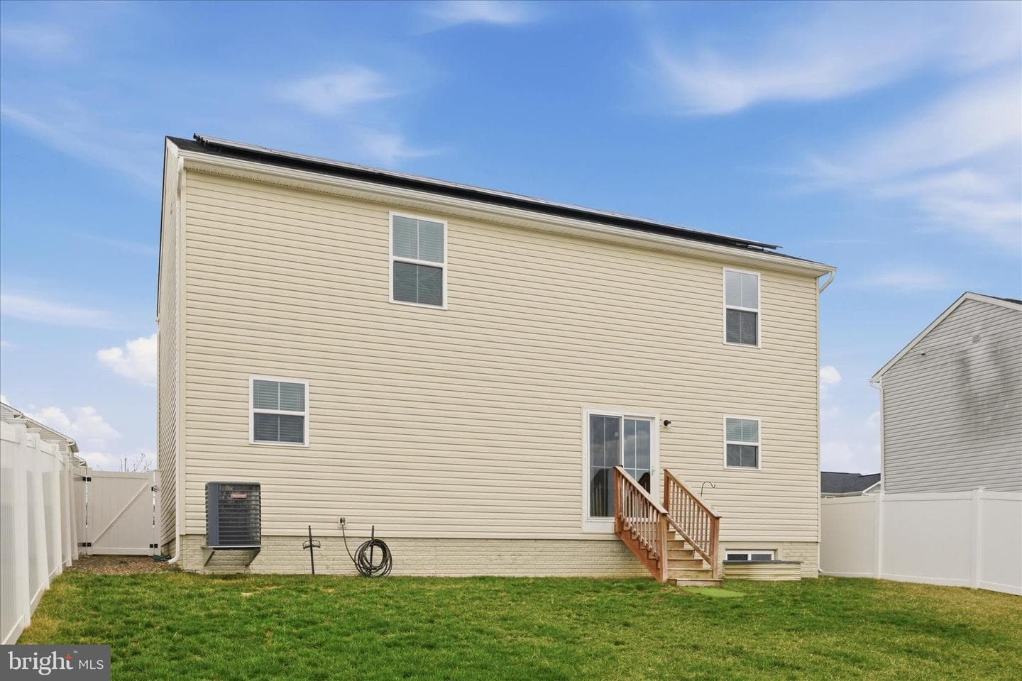 471 Coville Street photo 33