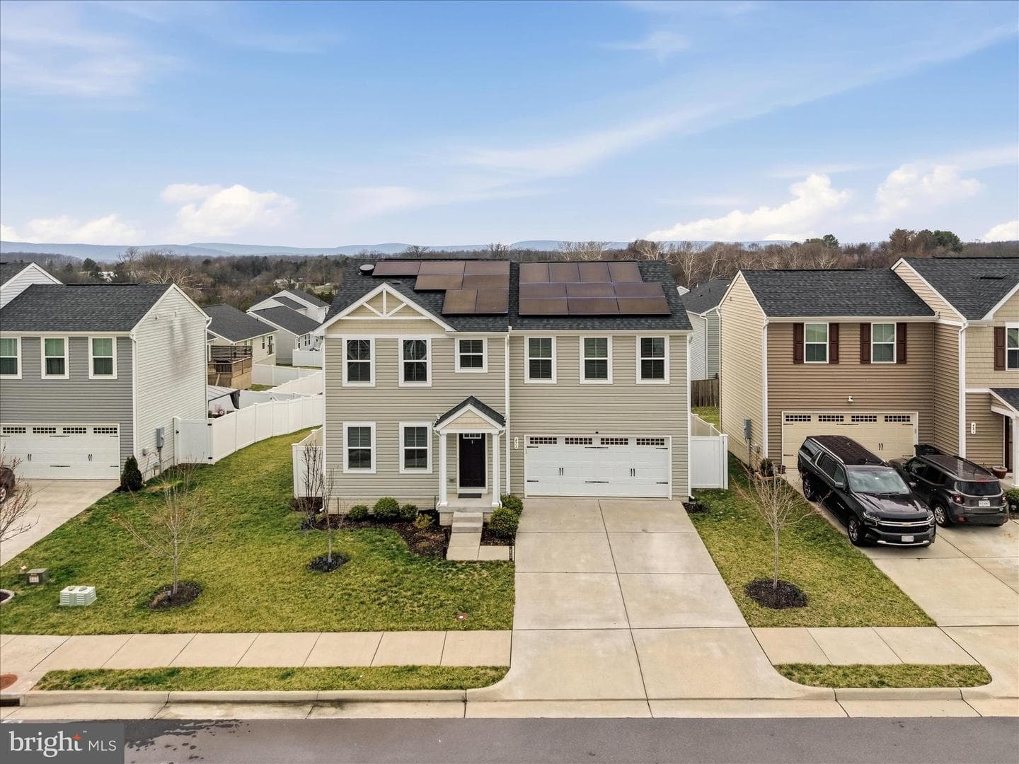 471 Coville Street photo 35