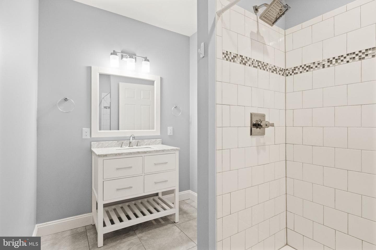 103 Cloak Lane photo 63