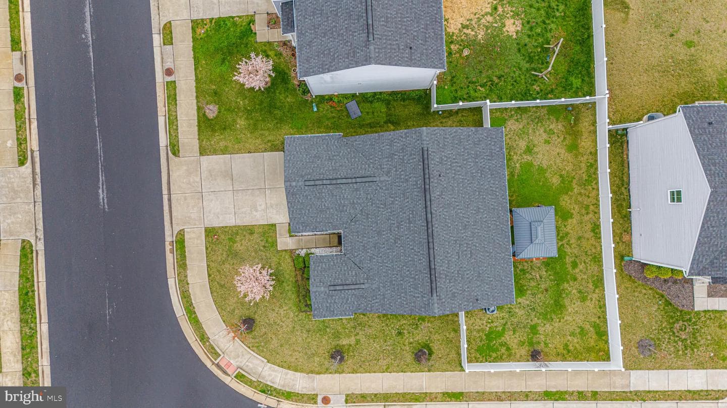 201 Coville Street photo 26