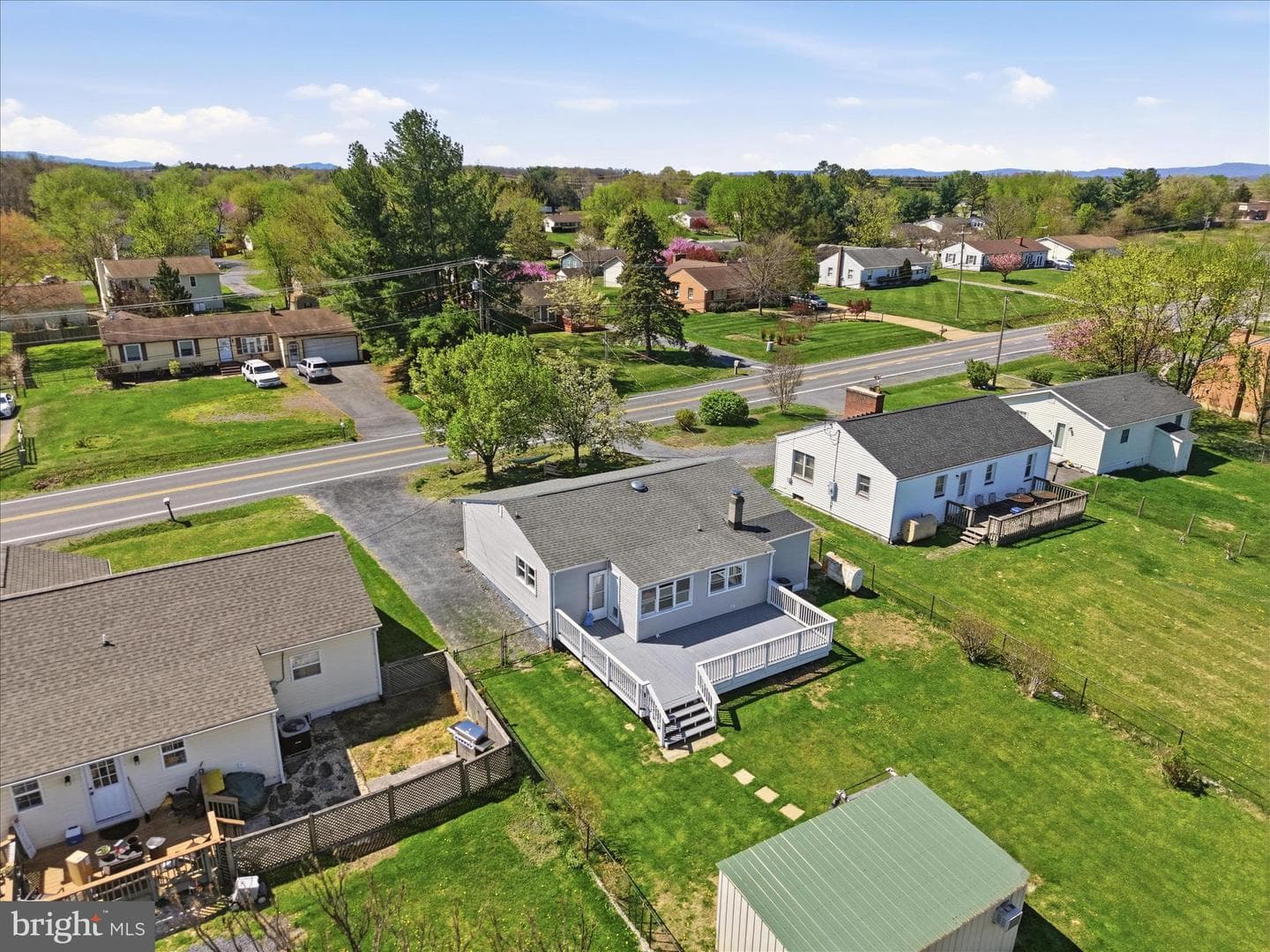 2015 Senseny Road photo 40