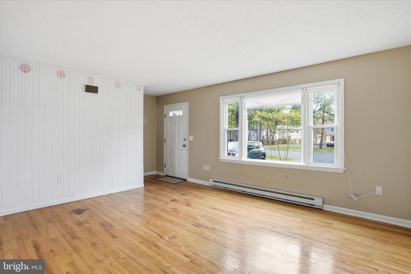 402 Carroll Drive photo 7