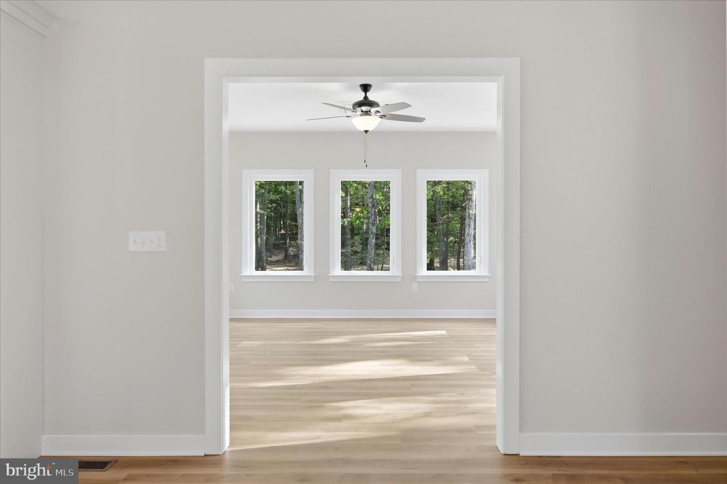 123 Stetson Street photo 25