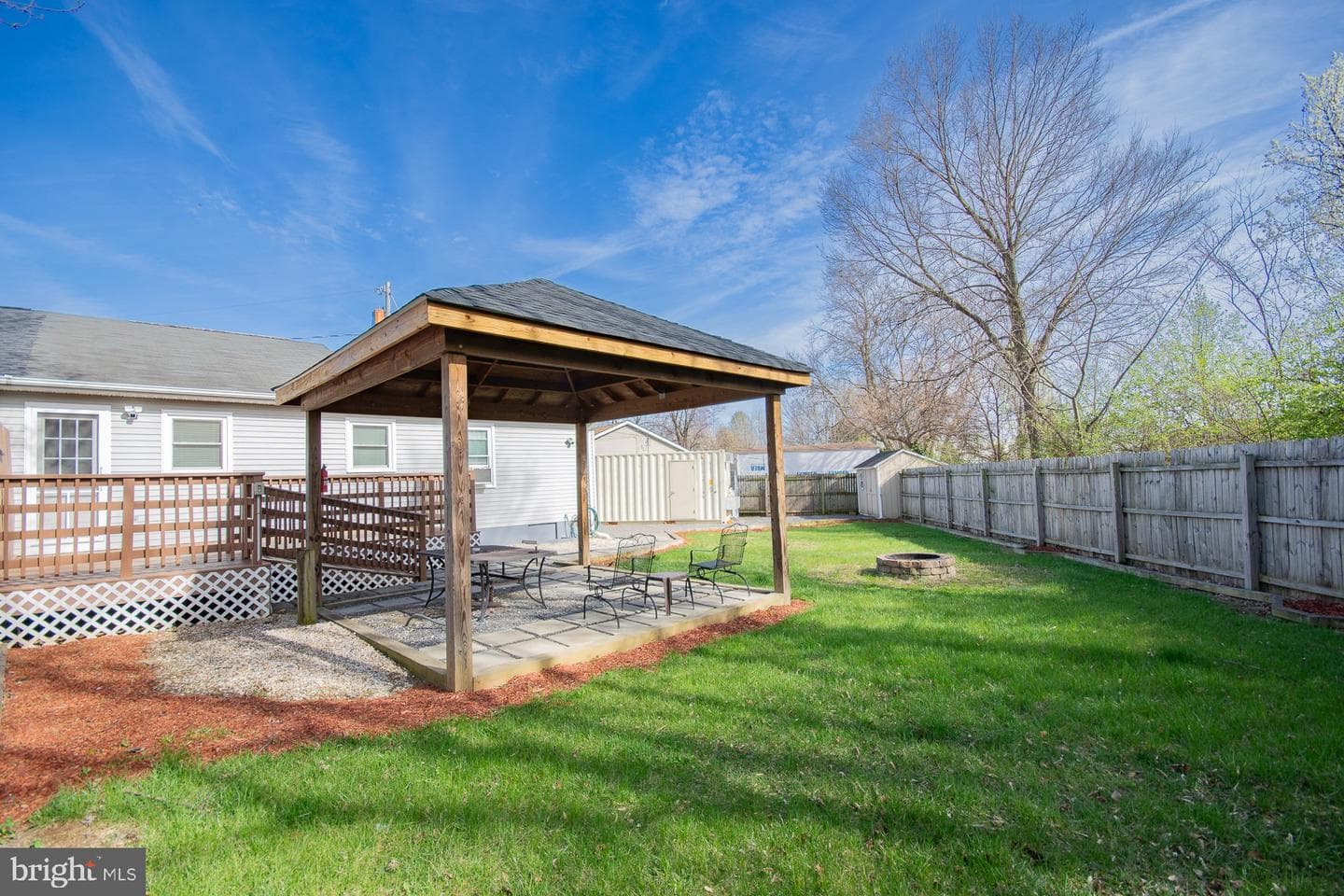 104 Mcneil Place photo 34