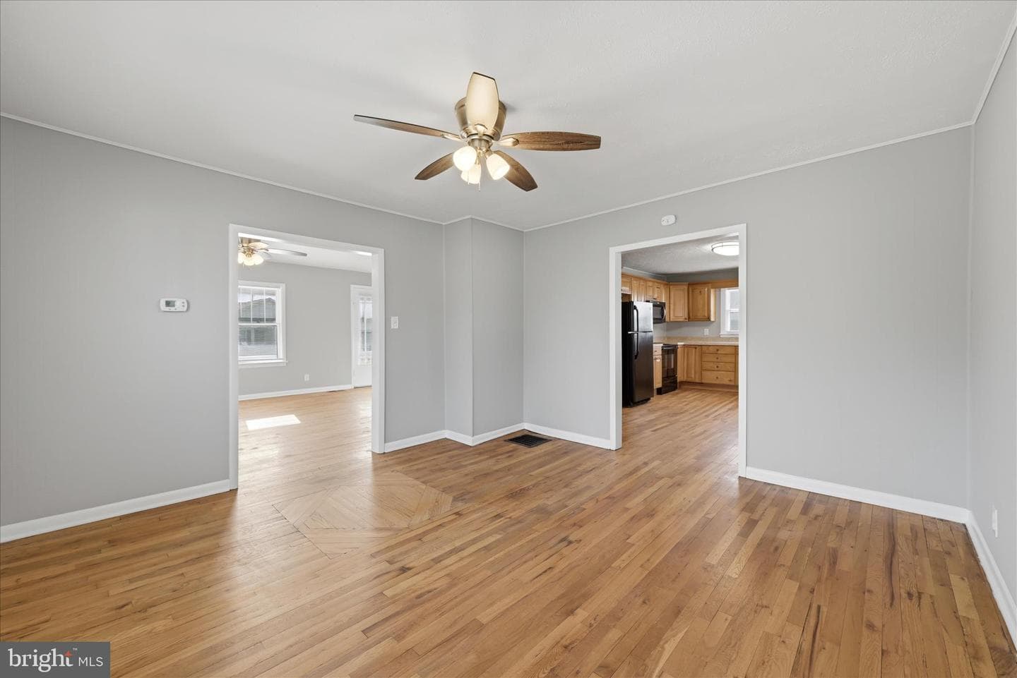 155 Royal Avenue photo 13
